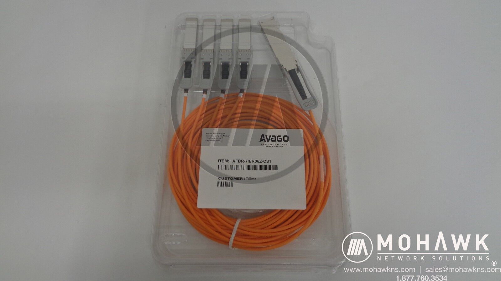 New Sealed AVAGO Cisco QSFP-4X10G-AOC5M 40GBASE AFBR-7IER05Z-CS1 5 M