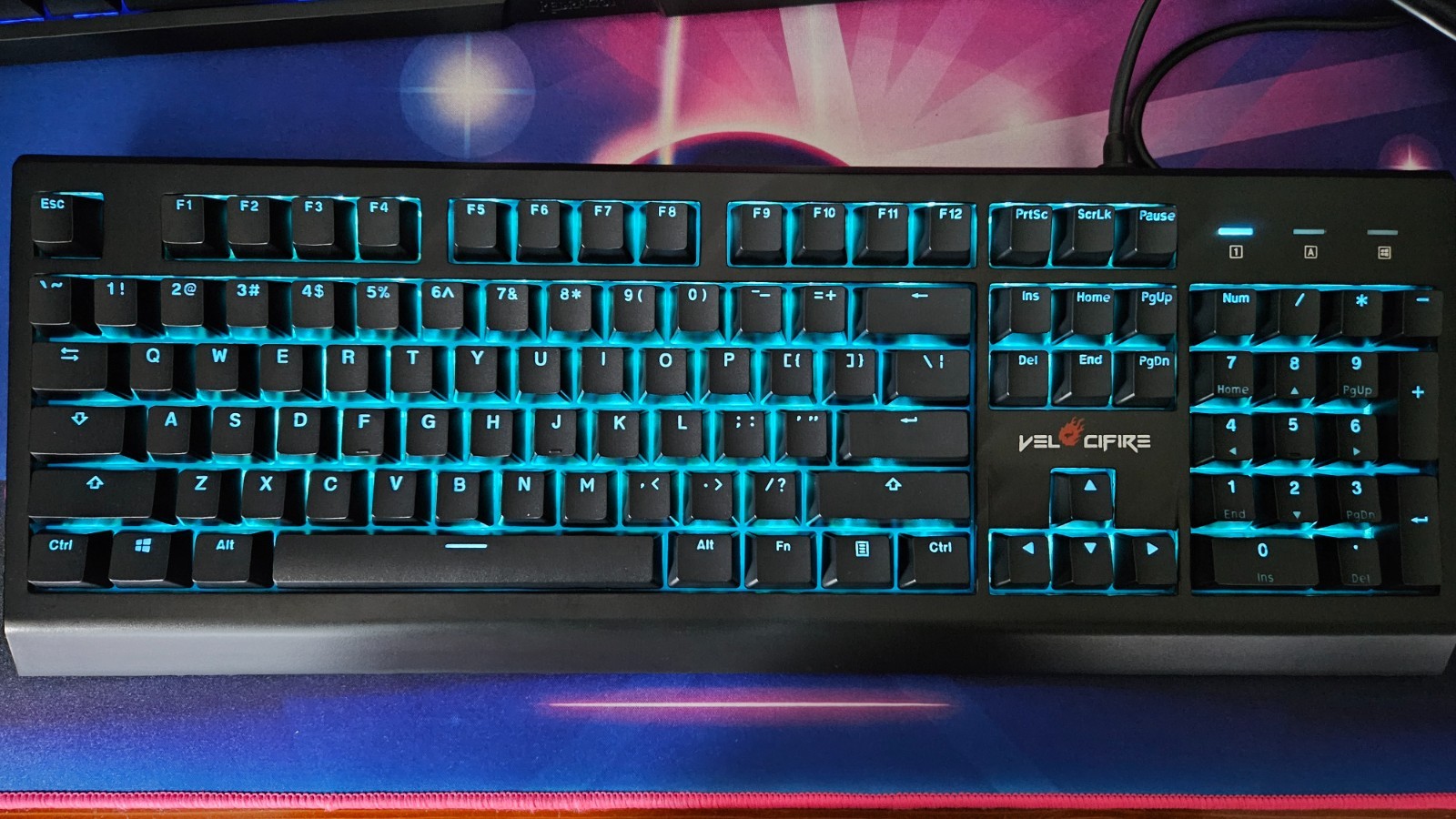 Velocifire full size backlit mechanical keyboard | new switches & keycaps