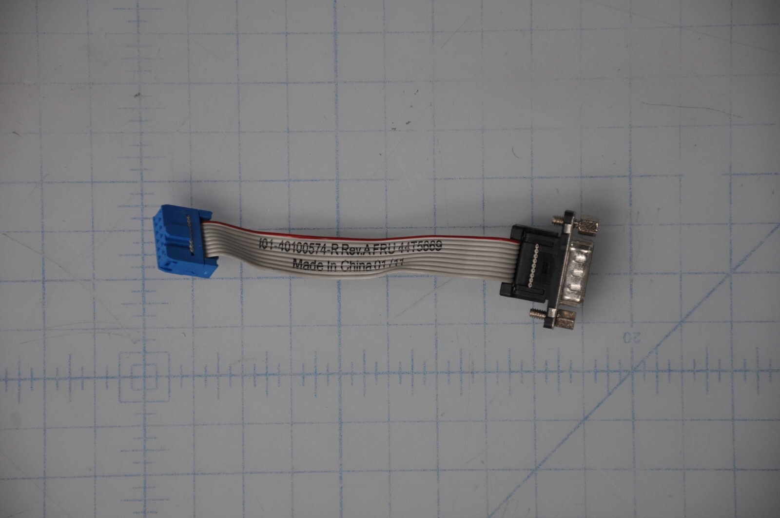 IBM Serial Port (Blue CNCTRS) 7X3 (Except 733) Cable Grade A 44T5669