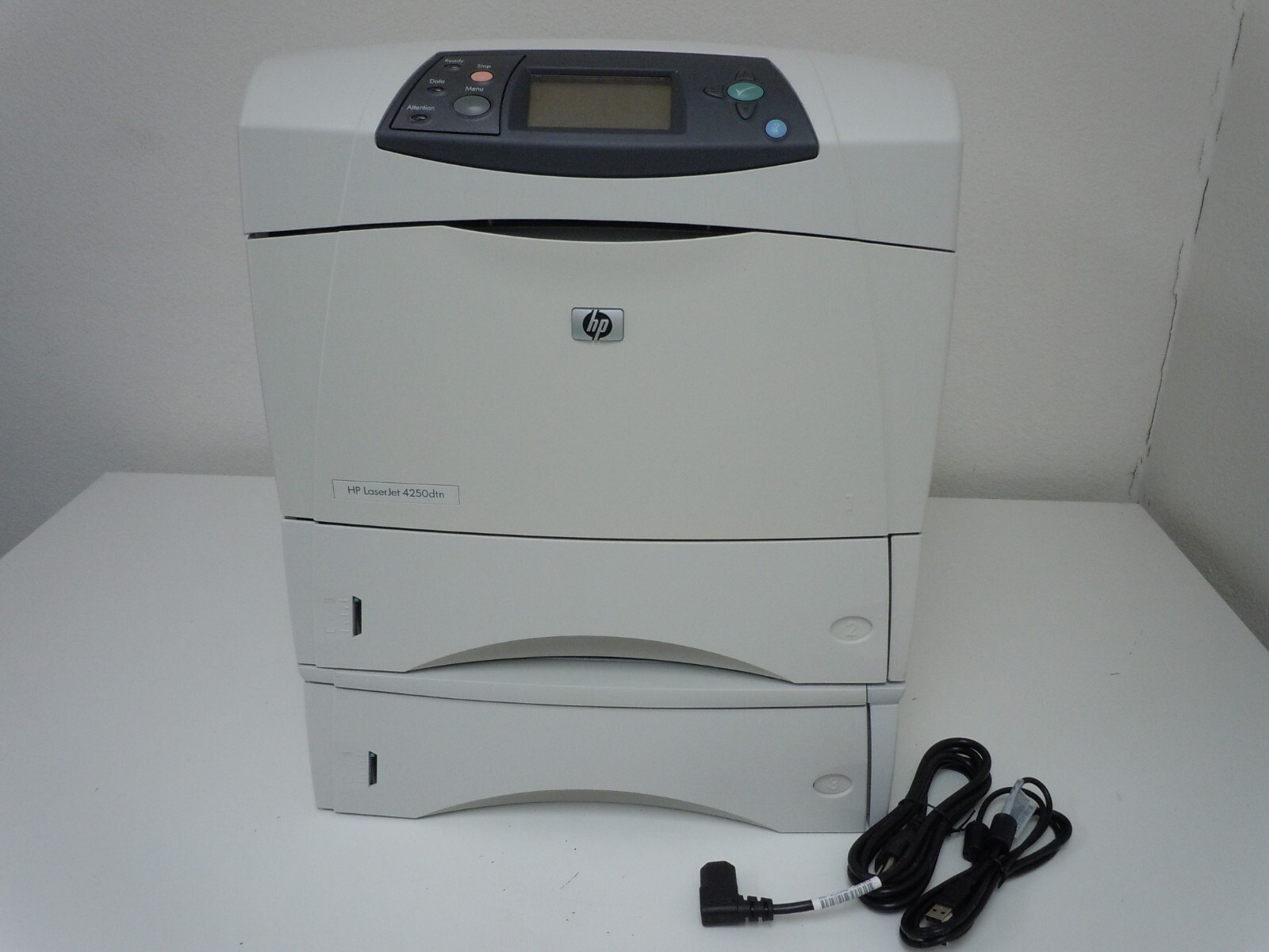 Q5403A HP LASERJET 4250DTN PRINTER w/DUPLEXER, 3 PAPER TRAYS & FIRMWARE UPGRADE