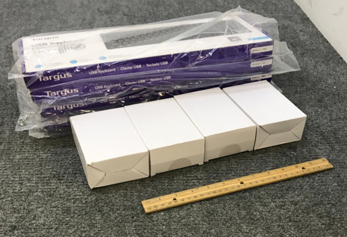 Lot of 4 Targus Clavier USB Keyboard + Mouse AMU660B - NIB, Sealed -