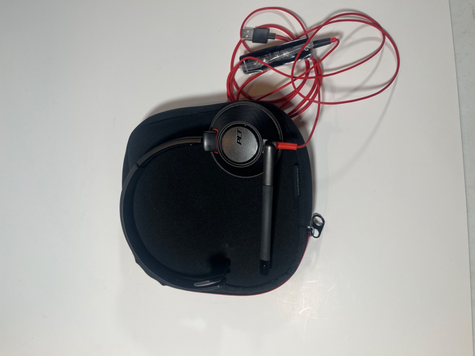 Plantronics  C3220 USB Over-the-Ear Headset Black 3220 USB-A Tested