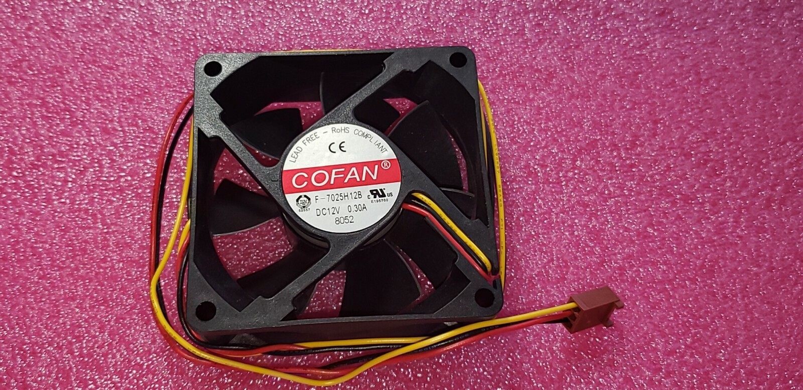 New Cofan F-7025H12B DC Brushless Fan 70x70x25 mm RoHS 3800 RPM
