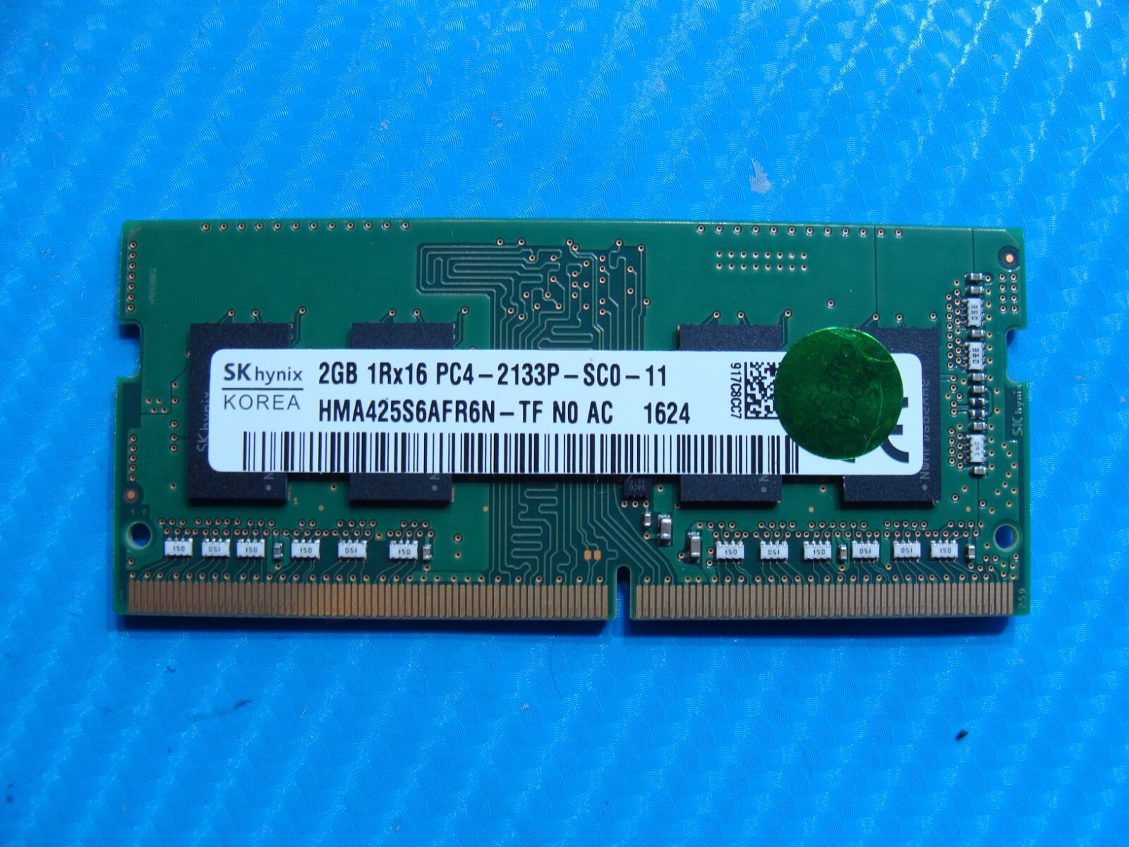 HP M3-U001DX SK hynix 2GB 1Rx16 PC4-2133P Memory RAM SO-DIMM HMA425S6AFR6N-TF