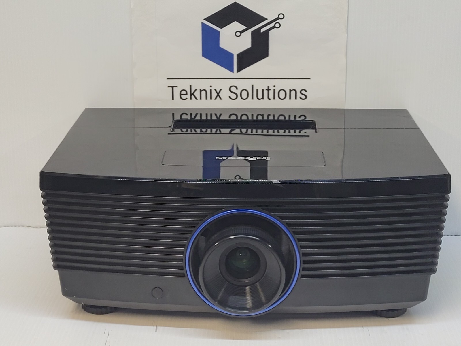 InFocus IN5316HDA HDMI Full HD DLP Projector No Lamp(flashing red Light)