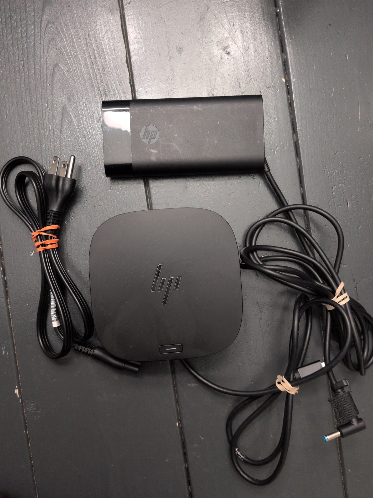 HP HSN-IX02 L75125-001 USB-C Dock G5 Universal Docking Station + 120w AC Adapter