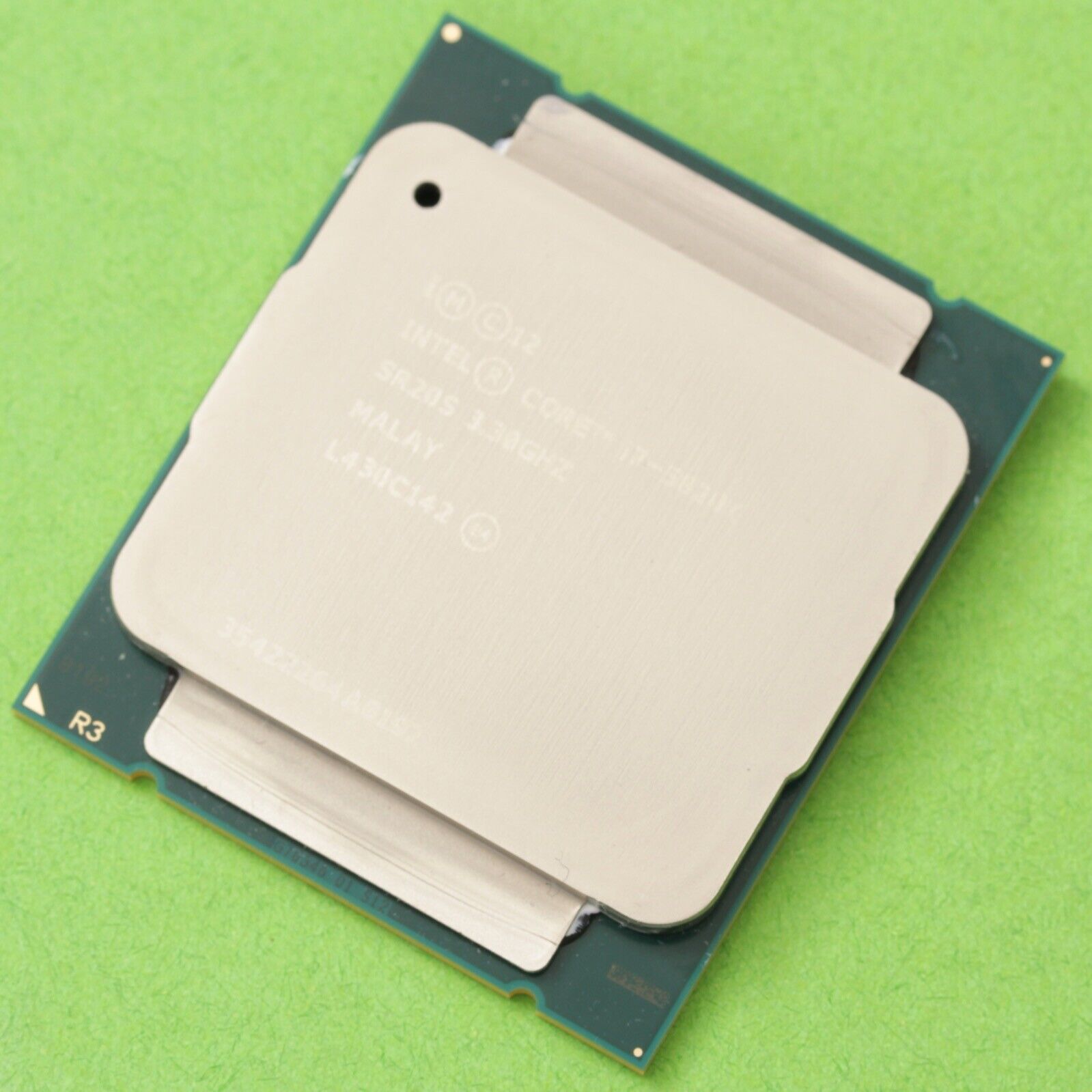 Intel Core i7-5820K 5th Gen Hex Core CPU 3.3Ghz Haswell-E Socket 2011-3 SR20S