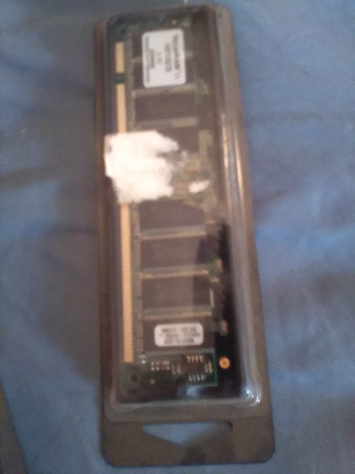 KINGSTON VALUERAM KVR133Q/128 3.3V BRAND NEW