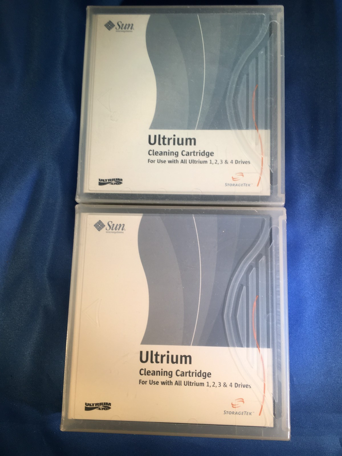 2 New Sun Oracle StorageTek LTO Tape Cleaning cartridge All Ultrium 1-4 Drives