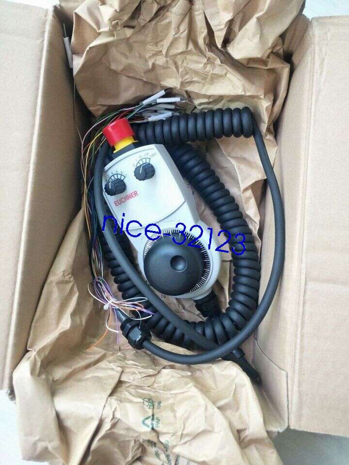 100% NEW EUCHNER HBA-098672 HANDWHEEL HBA098672 EXPEDITED SHIPPING