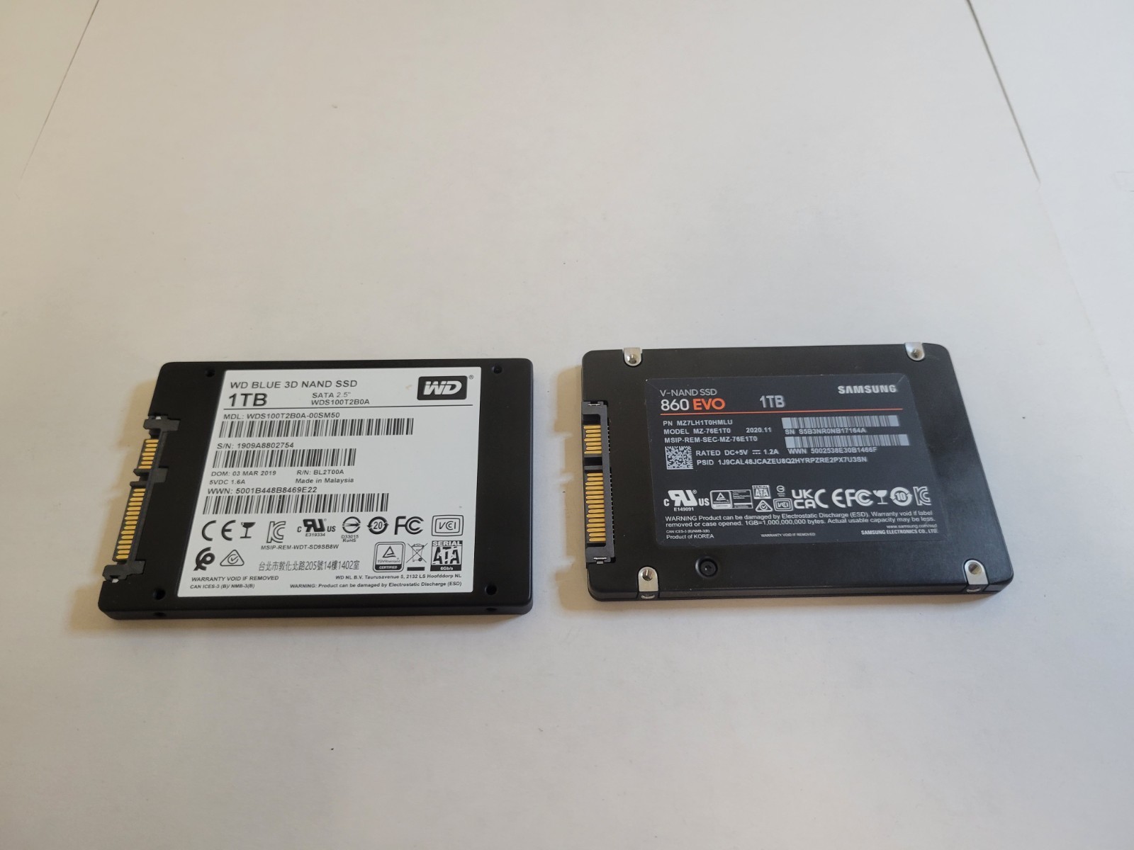 Lot of 2 Samsung & Western Digital 1tb 1 TB SATA 2.5" Laptop SSD Lot READ 