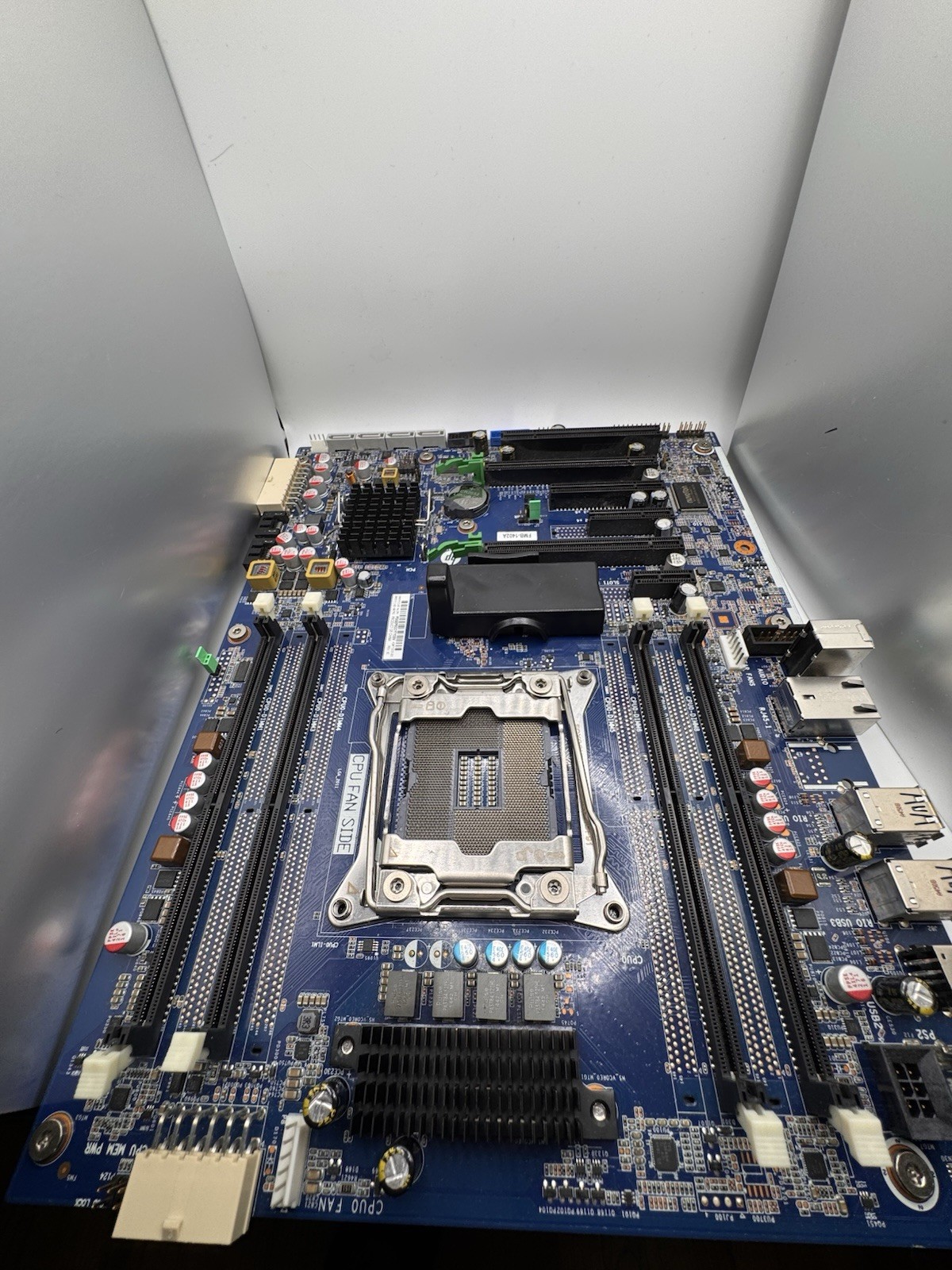 HP Z640 Workstation DDR4 Motherboard 761512-001 761512-601 710325-002