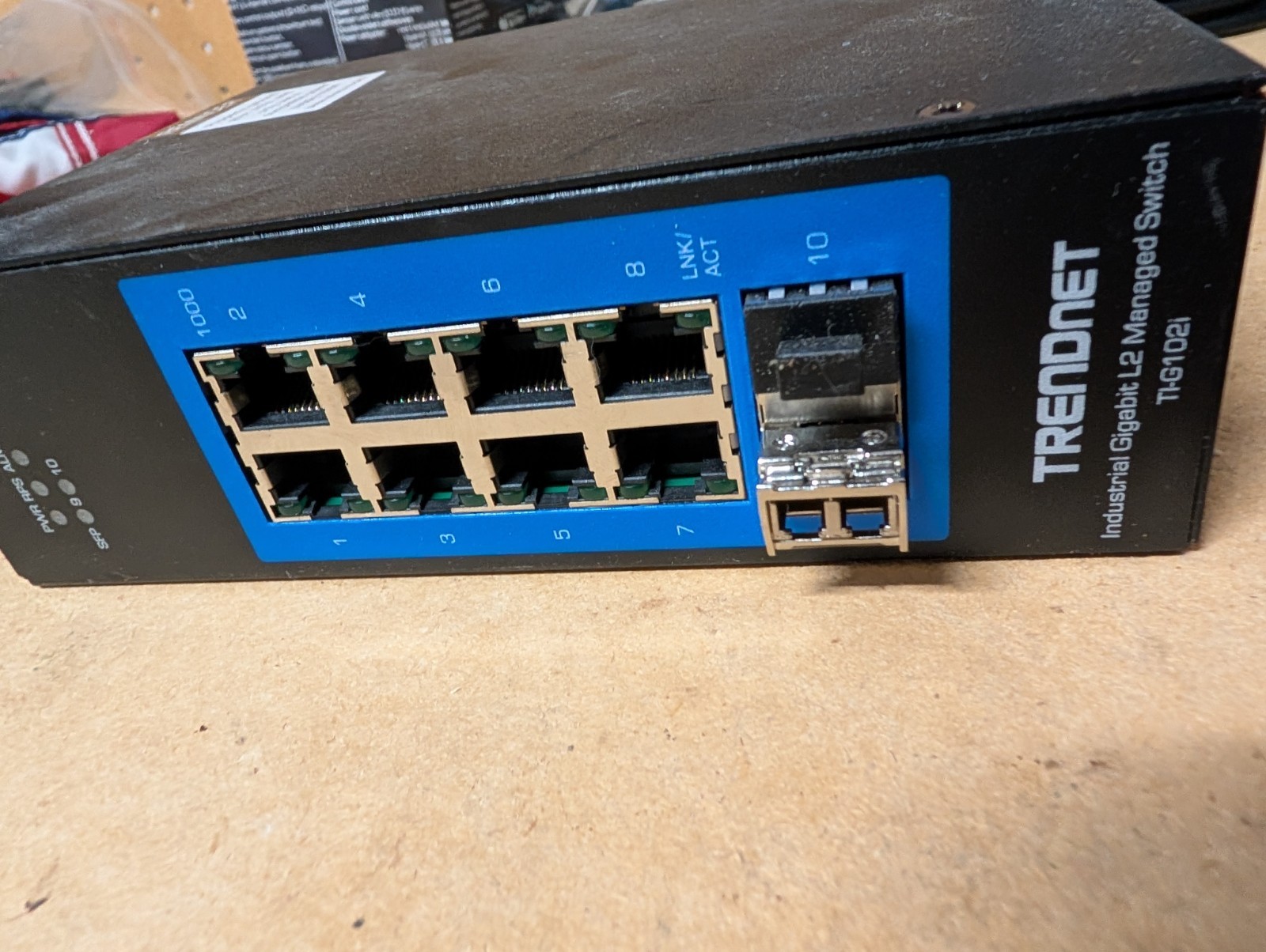 TRENDnet TI-G102i 10-Port Industrial Gigabit L2 Managed DIN-Rail Switch