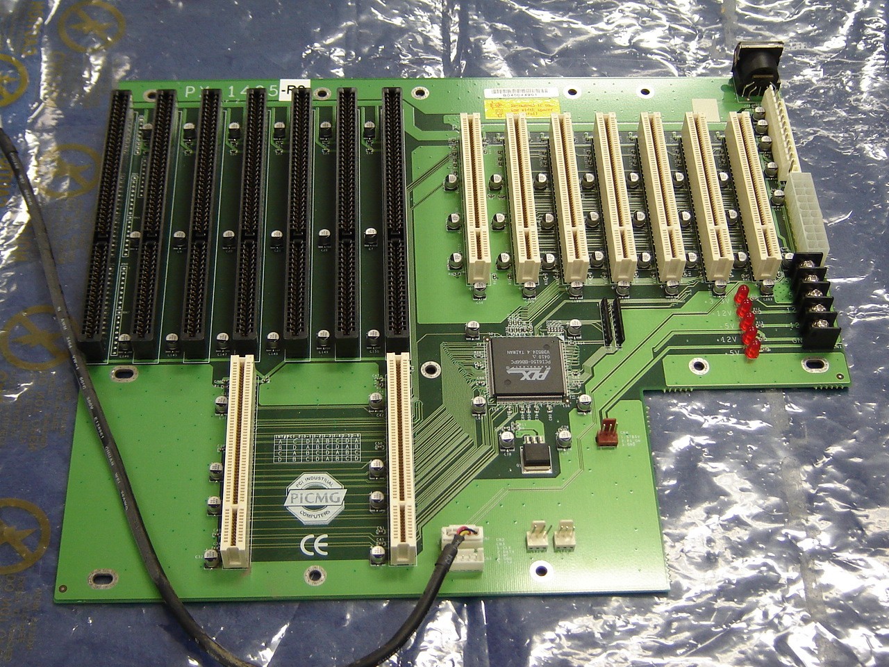 PICMG IEI PX-14S5-R2 Industrial Computer Backplane with ISA and PCI slots