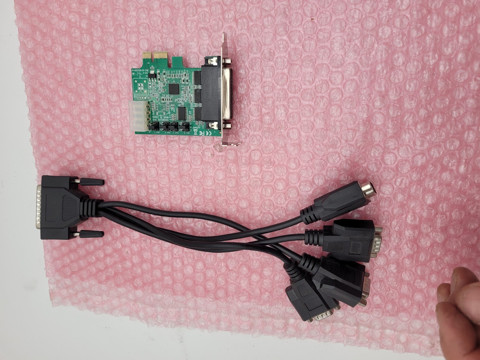 STARTECH PEX4S95 4-Port PCI Express RS232 Serial Card w/ Breakout Cable
