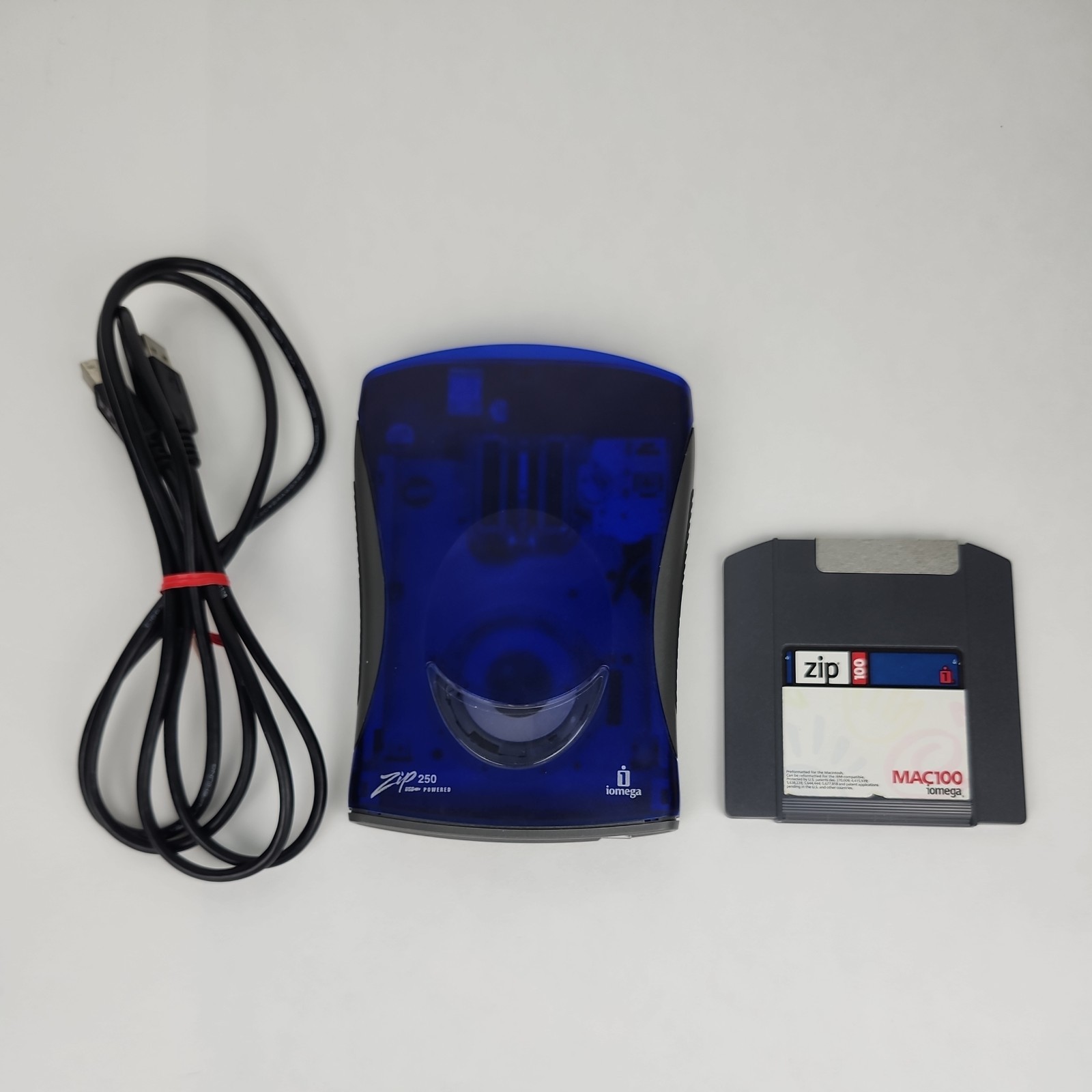 iOmega Zip 250 (USB Powered) PC & Mac External Zip Drive Bundle - Working