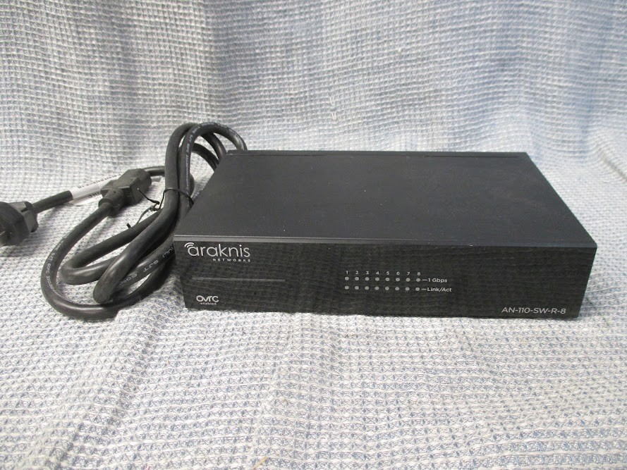 Araknis AN-110-SW-R-8 Gigabit 8-Port Network Switch | Works Great