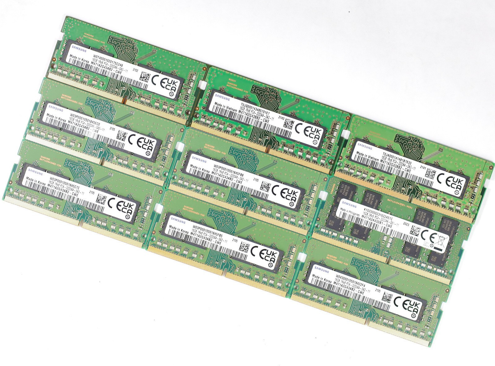 (Lot of 9) 16GB DDR4 SO-DIMM PC4-25600 DDR4-3200AA M471A2G43AB2-CWE - Tested