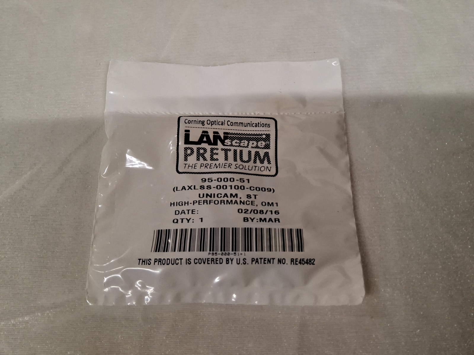 Corning 95-000-51 Unicam Connector Pretium 62.5 um ST MM OM1 Lanscape