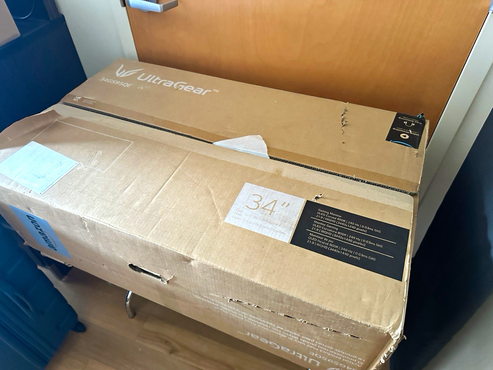 LG UltraGear 34GS95QE 34" Curved OLED Gaming Monitor 3440x1440 240Hz