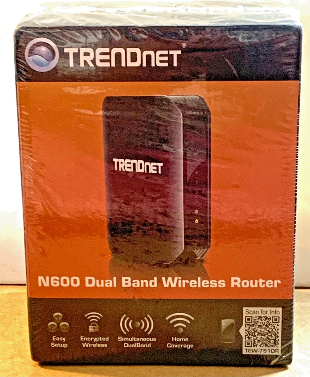 TRENDnet Wireless N600 Concurrent Dual Band Router, TEW-751DR --NEW, SEALED