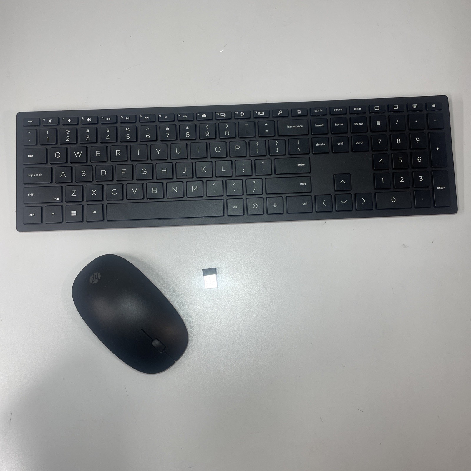 HP Wireless Keyboard / Mouse Combo TPC-L001K Full Size Membrane Chiclet Keyboard