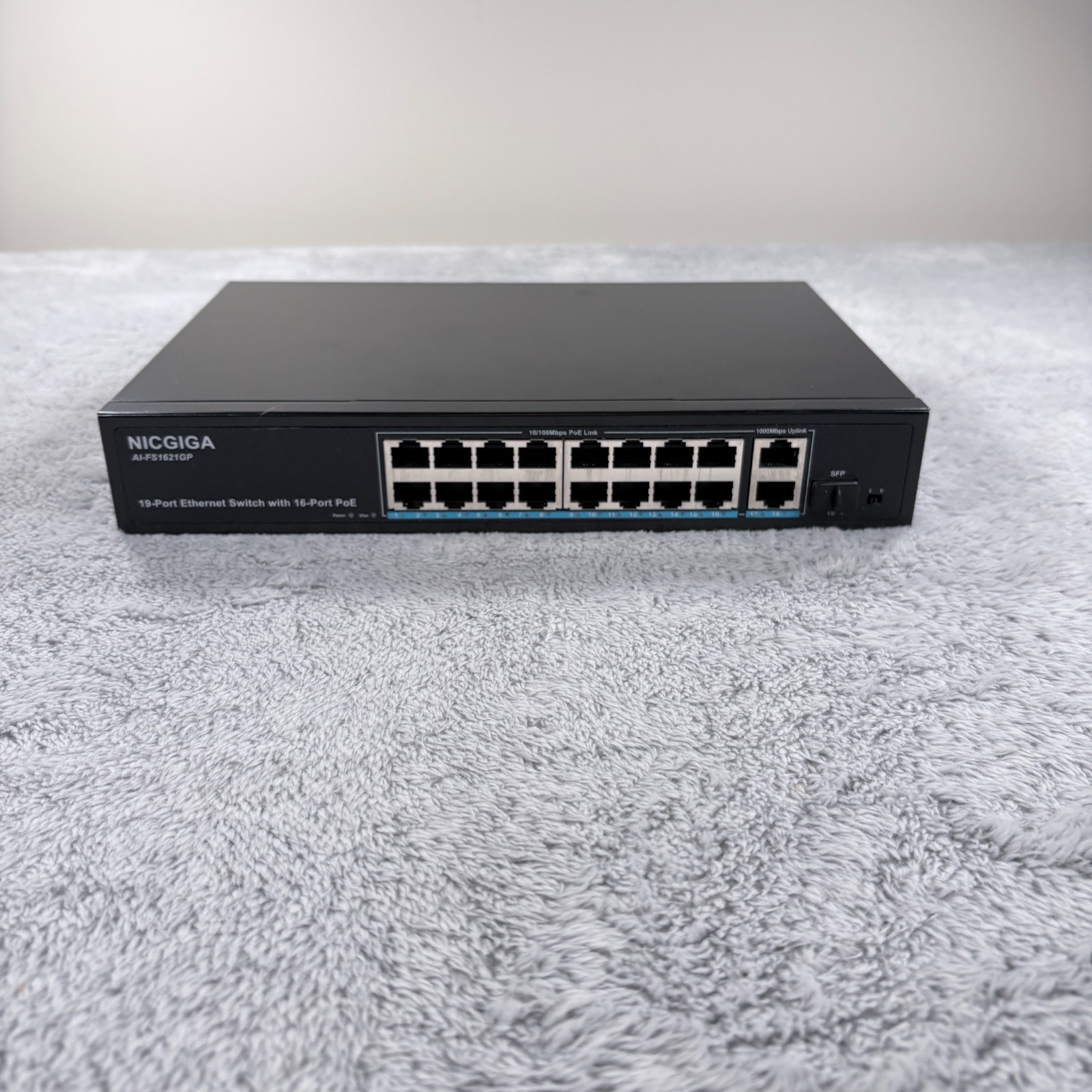NICGIGA 19 Port Network Power Over Ethernet Switch, VLAN Mode.