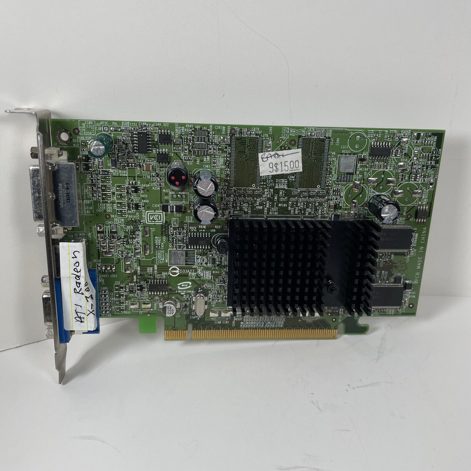 ATI Radeon X300 SE 128MB DDR 64-Bit PCI Express x16 Video Graphics (102A3340600)