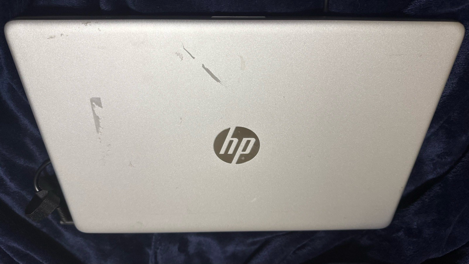 HP 15-dw2076cl 15.6" HD i7-1065G7 1.3GHz Intel Iris Plus Graphics 8GB RAM 256GB