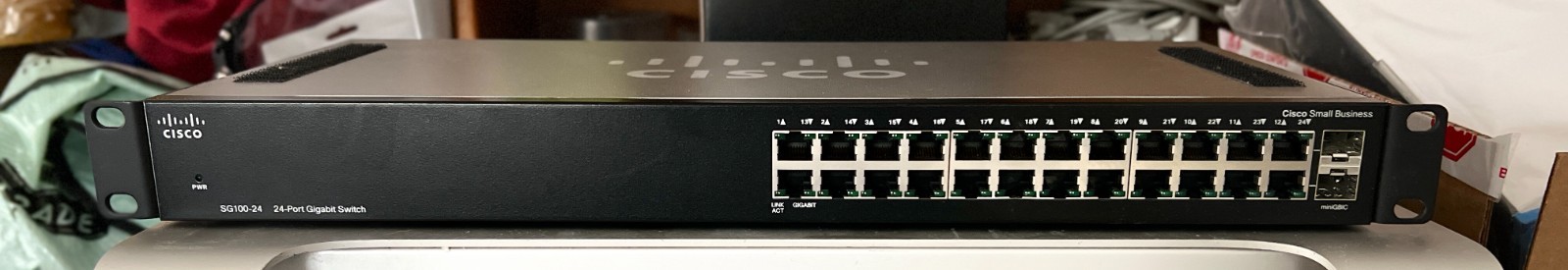 CISCO SG100-24 V2 24-PORT UNMANAGED GIGABIT SWITCH