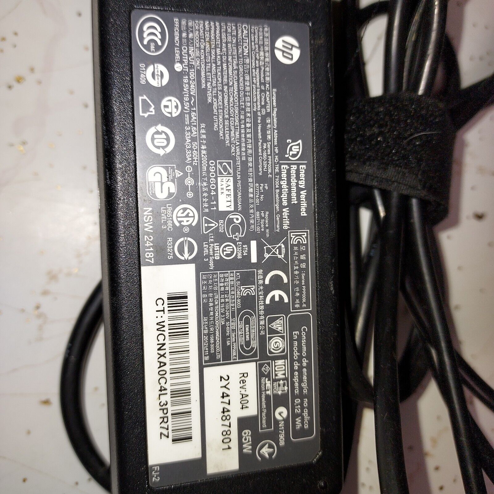 Genuine Original OEM HP 65W Smart AC Adapter Charger with 3 Prong Code