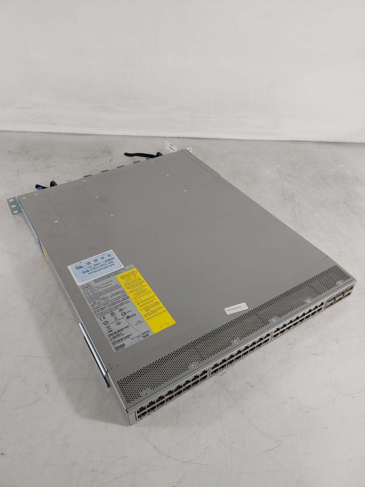 Cisco Nexus N9K-C93108TC-EX 54x 10 Gigabit Ethernet Managed Switch