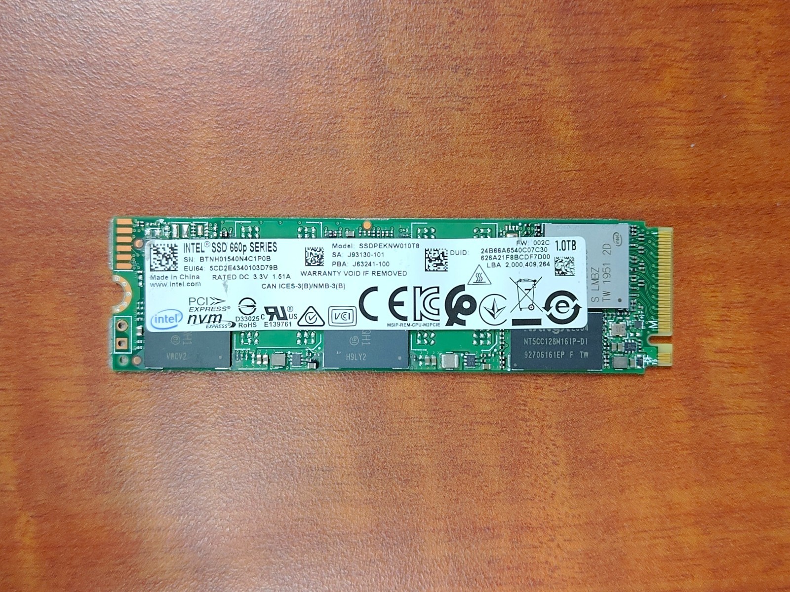 Intel SSD 660p Series 1TB Internal M.2 2280 NVMe PCIe 3.0 x4 SSDPEKNW010T8