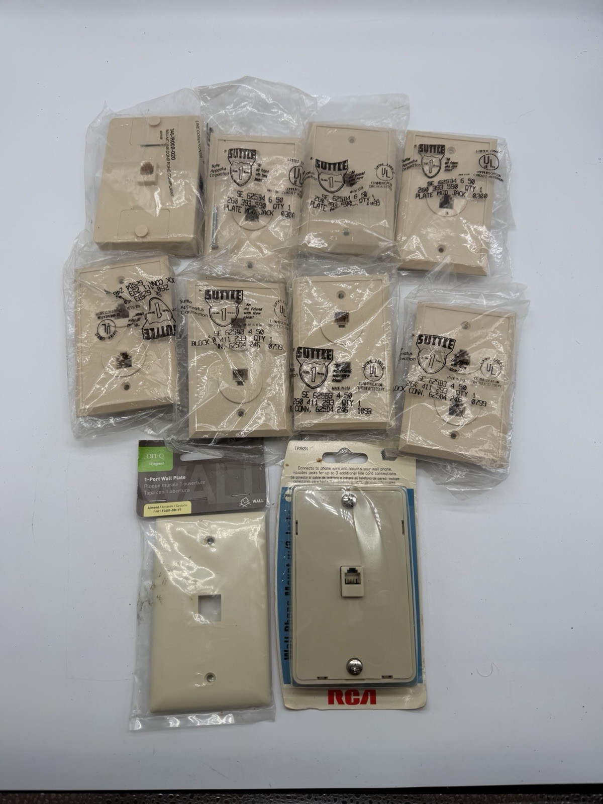 Lot of 10 New Telephone Wall Jack Plates Suttle On-Q RCA Phone Parts
