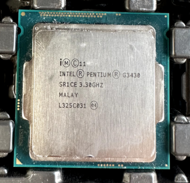 Intel Pentium G3430 3.3 GHz 5GT/s LGA 1150 Desktop CPU Processor SR1CE