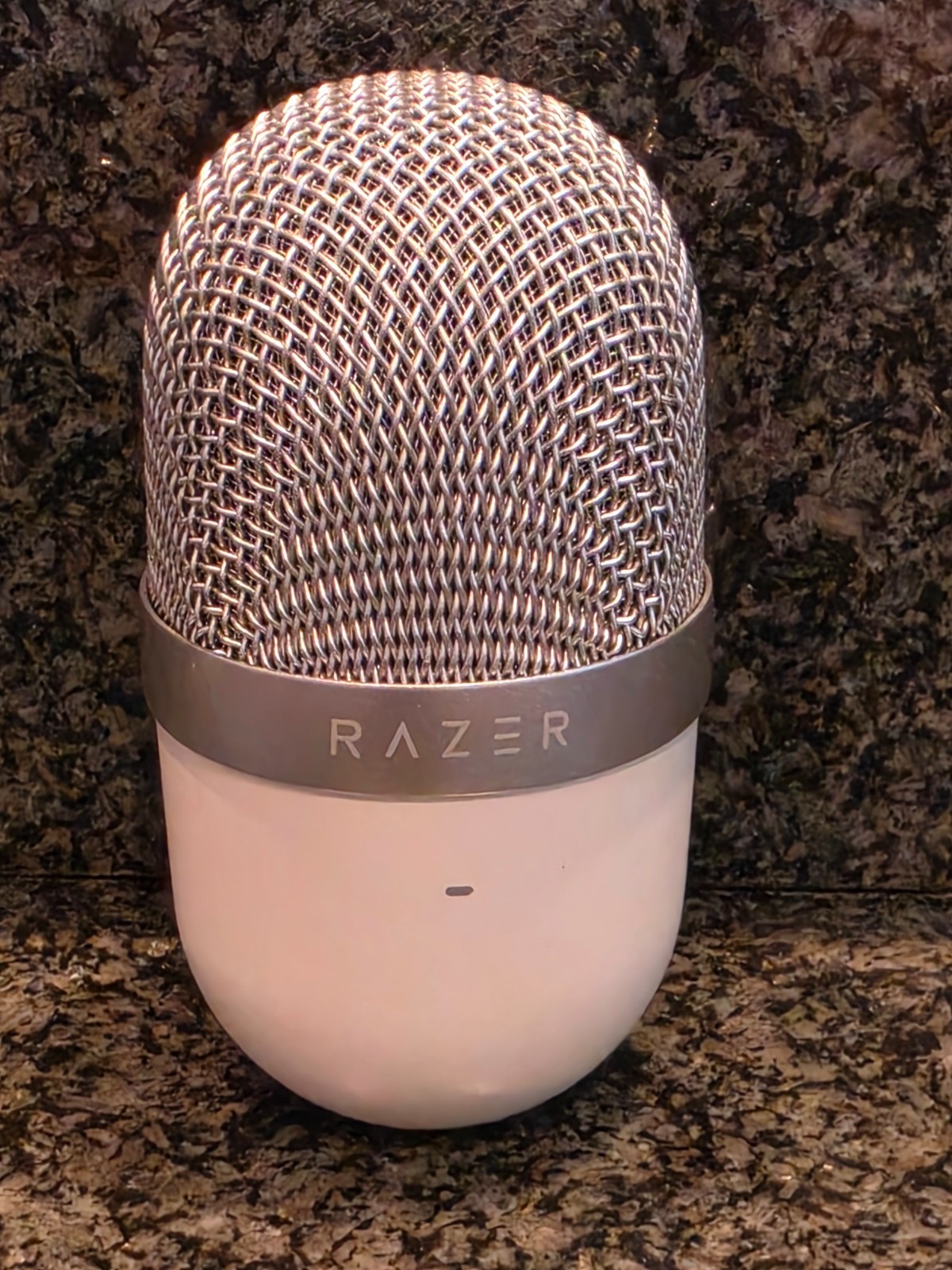 Razer Seiren Mini Ultra Compact Streaming Microphone RZ19-03450300