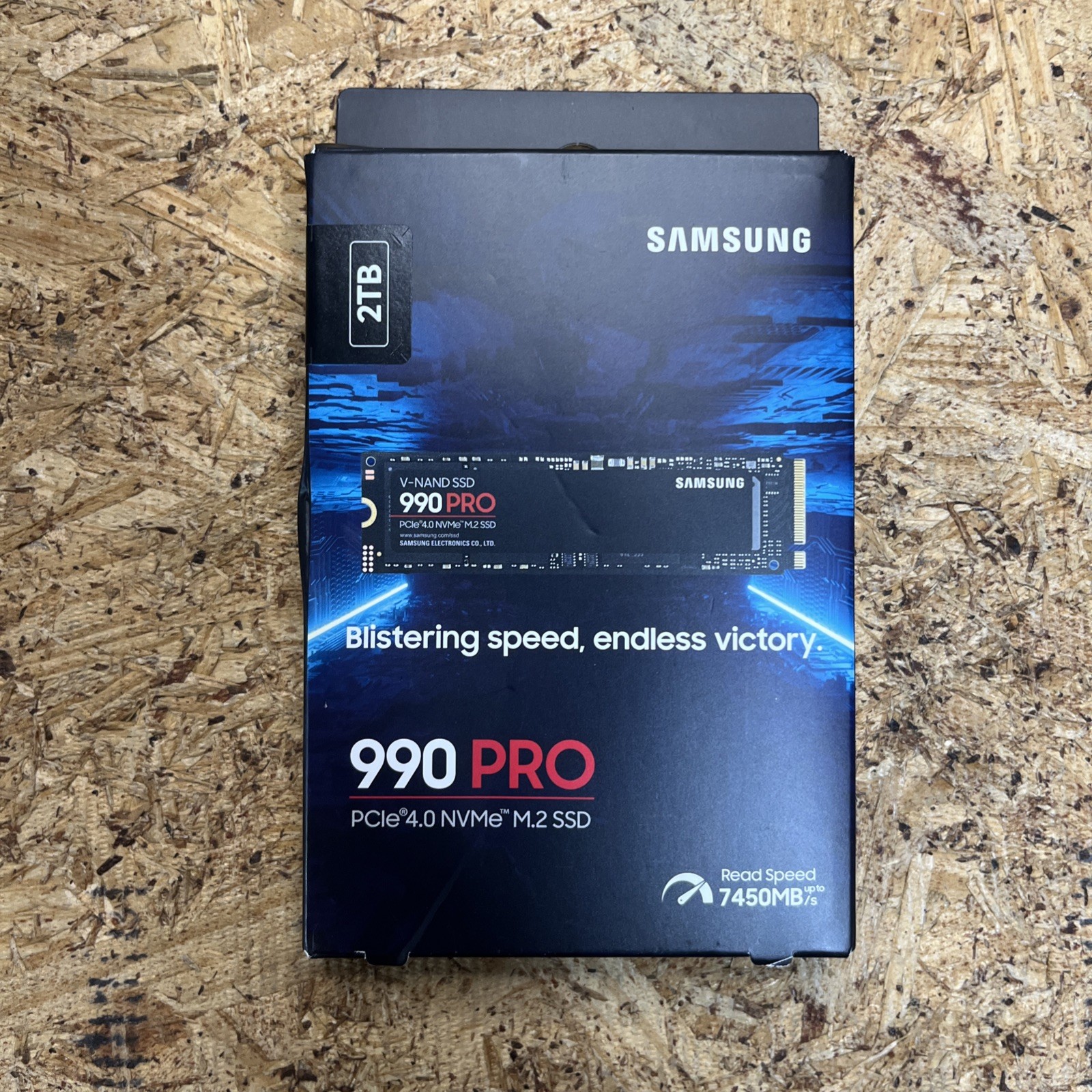 Samsung 990 Pro 2TB M.2 NVMe Gen 4.0 x 4 SSD MZ-V9P2T0