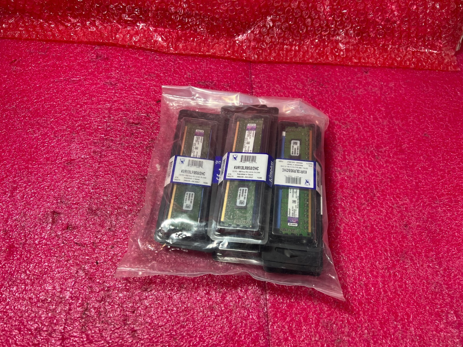 LOT 8 Kingston KVR13LR9S8/2HC 2GB PC3-10600 NEW