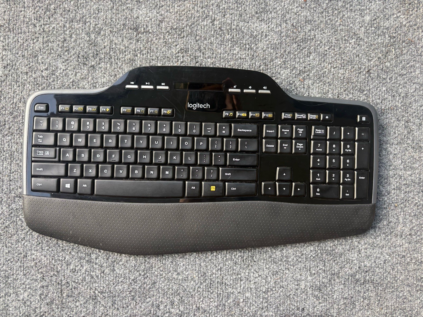 Logitech MK710 Wireless Keyboard (NO DONGLE)