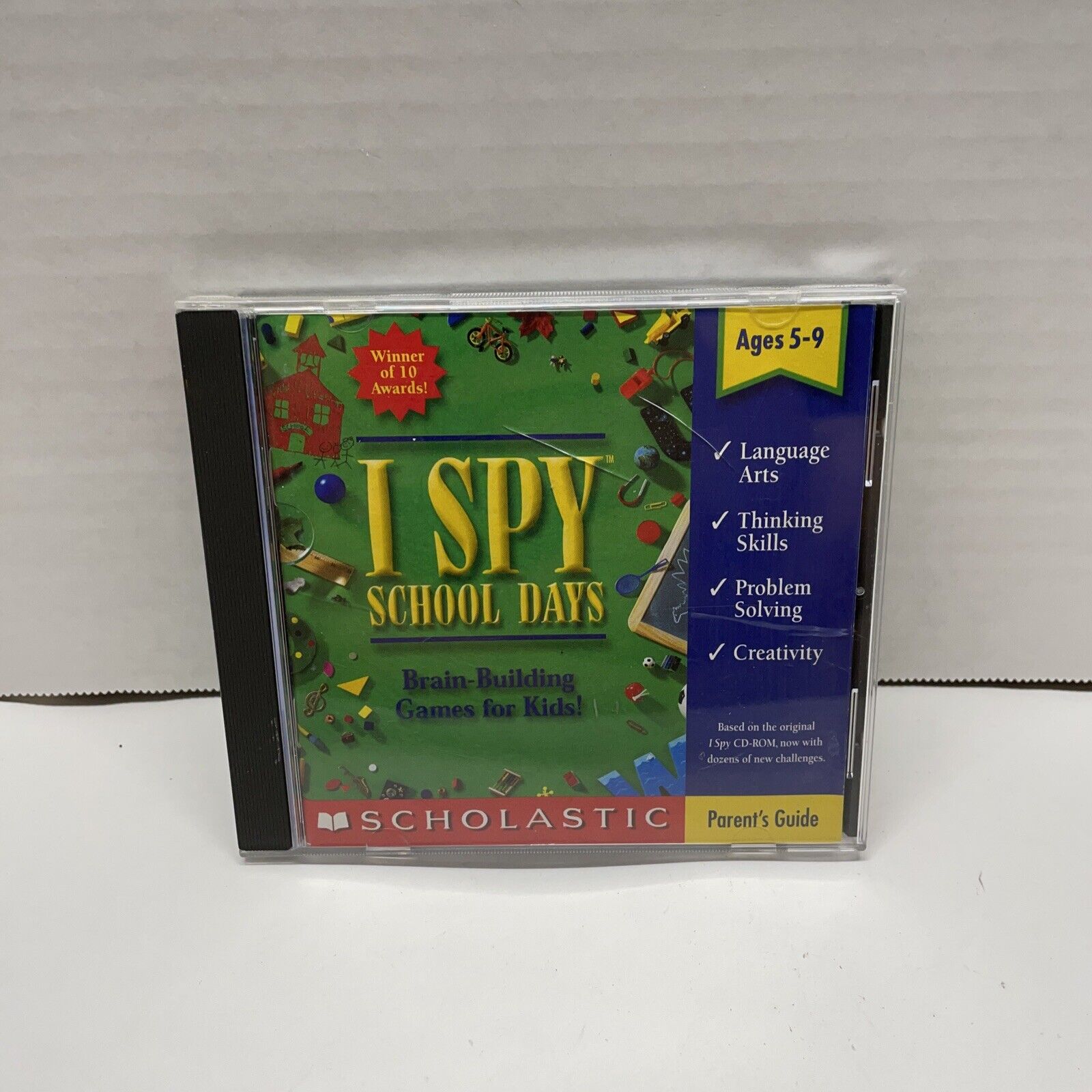 I Spy: School Days -- Brain-Building Games for Kids (PC/MAC) WIN95, 98 , 2000