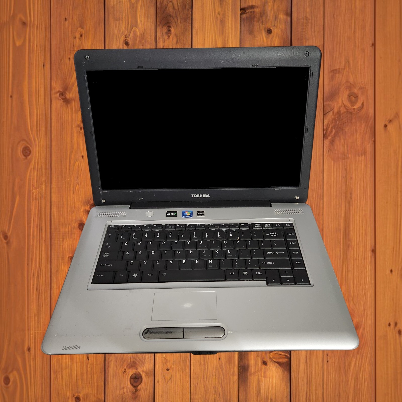 Toshiba Satellite L455D-S5976 ~ Working Laptop ~ Win7 250GB 6GB DVD-Optical WiFi