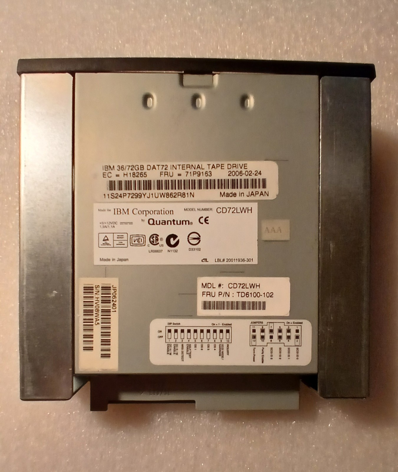 IBM CD72LWH-S DAT72 36/72 GB DDS5 LVD/SE INTERNAL TAPE DRIVE CD72LWH dat72