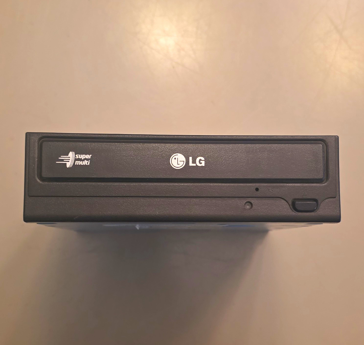 LG Super Multi GH22NS50 SATA 22x Internal 5.25" DVD/CD Rewriter Black