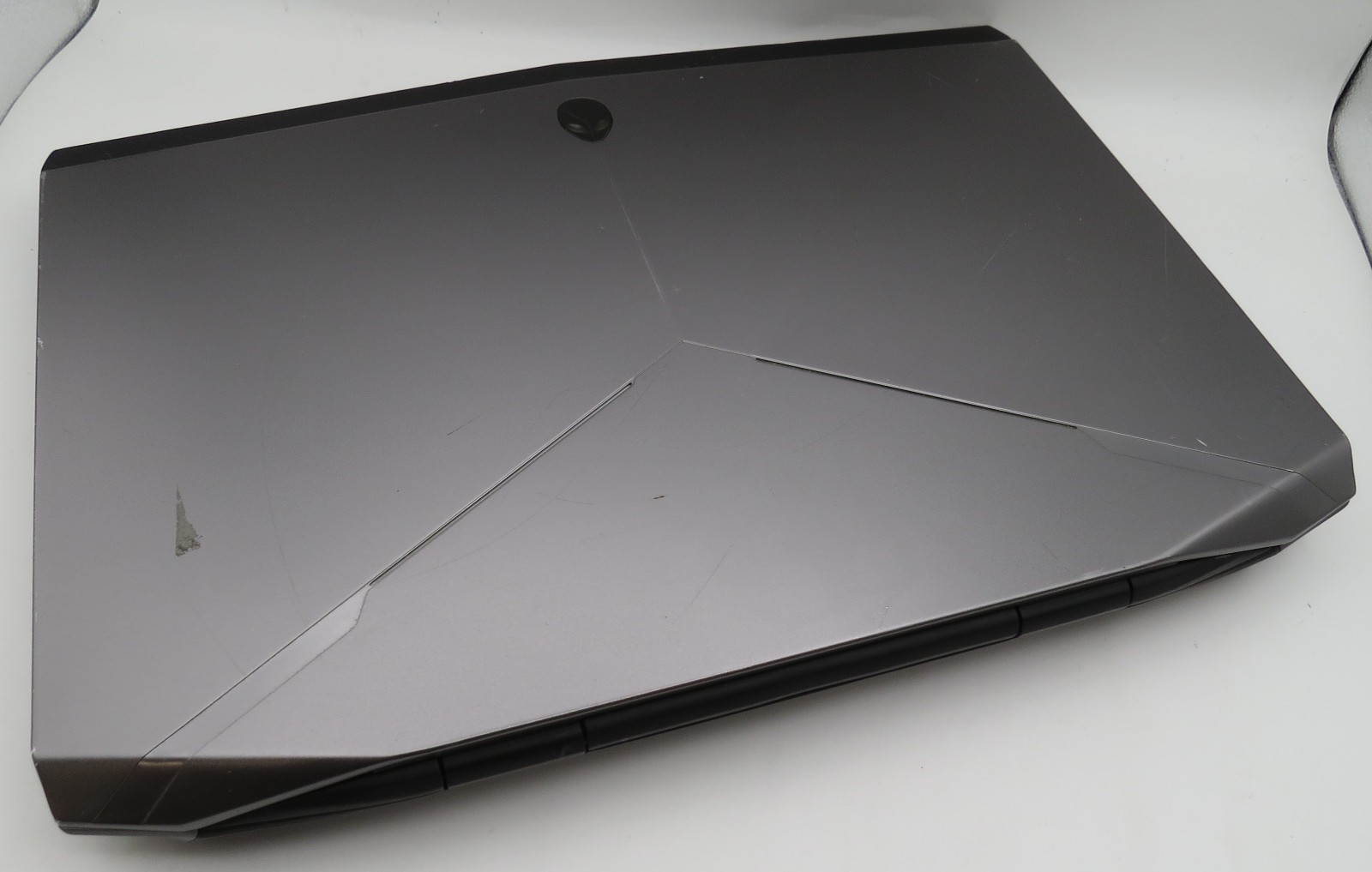 Alienware 13 r3 i7-7700HQ @ 2.8 Intel HD 17.3" No RAM/HDD/OS*PARTS*