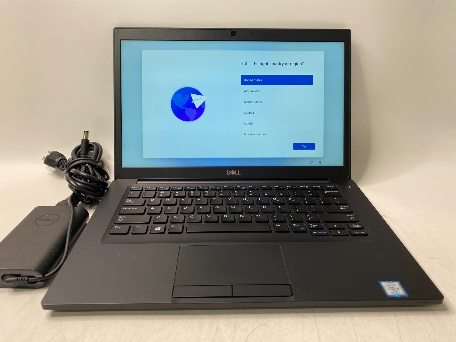 Dell Latitude 7490 14” i7-8665U 16GB DDR4 256GB M.2 Win11Pro 79% Batt w/Charger