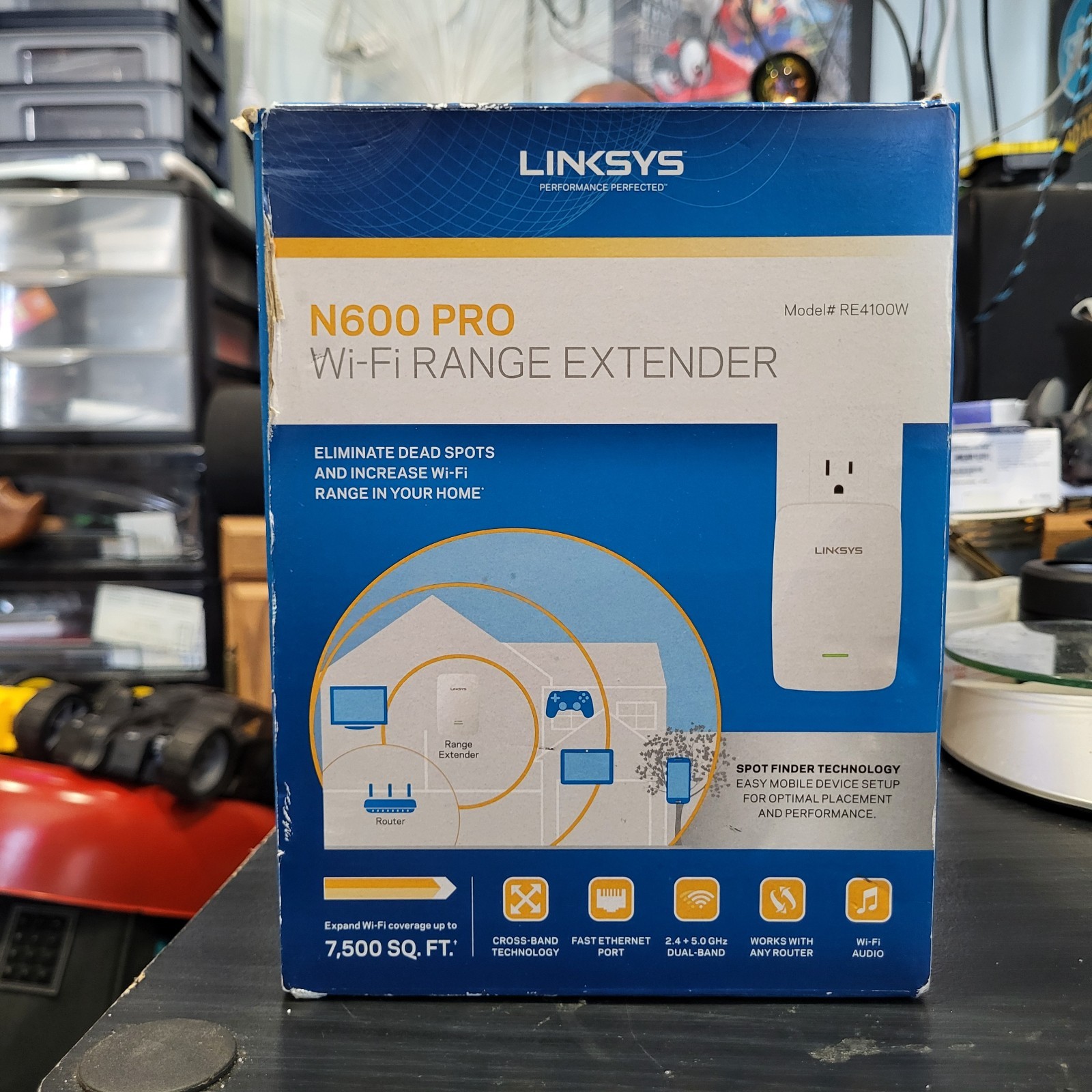 LINKSYS N600 PRO Wi-Fi RANGE EXTENDER (7500 Sq. ft.)-NEW Open box-Model RE4000W