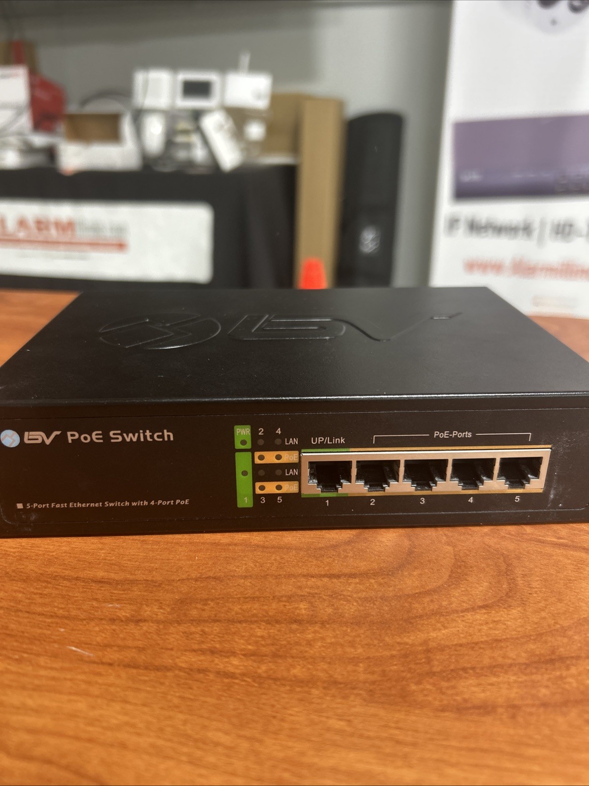 BV-Tech POE-SW501 4-Port Ethernet Switch