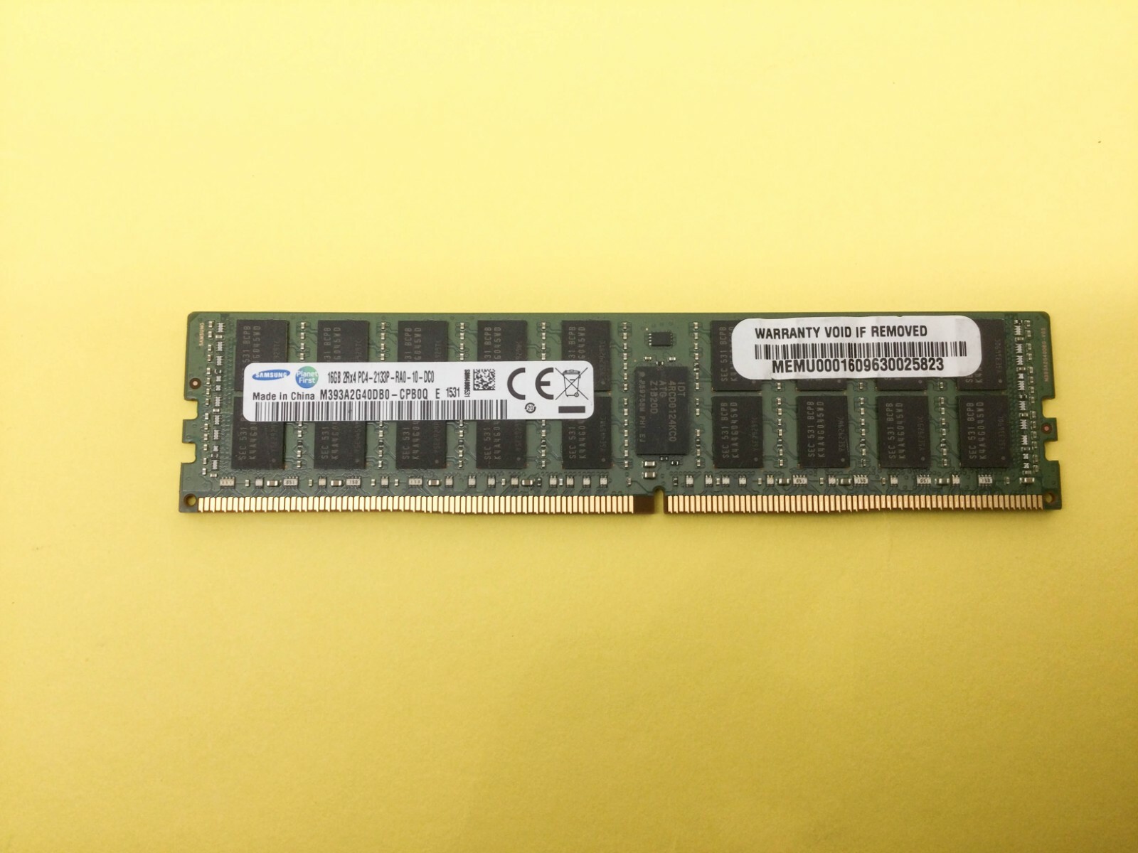 M393A2G40DB0-CPB SAMSUNG 16GB (1X16GB) 2RX4 PC4-2133P DDR4 1.2V Server Memory