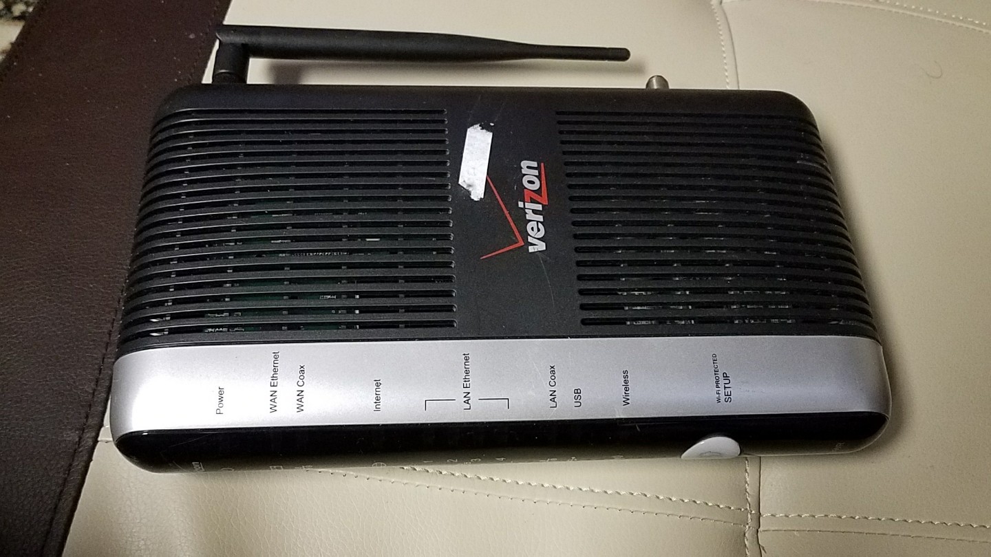 Verizon Frontier FIOS Actiontec MI424WR Rev I Gigabit Router with OEM AC Adapter