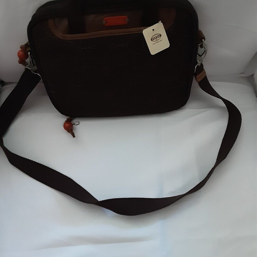 NWT Fossil Key Per Netbook Tablet Brown and Orange Bag